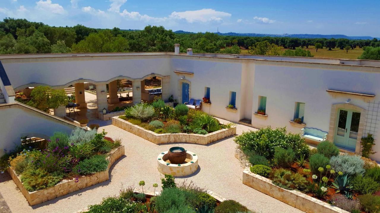 The Proud Garden Bed & Breakfast กาโรวิญโญ ภายนอก รูปภาพ